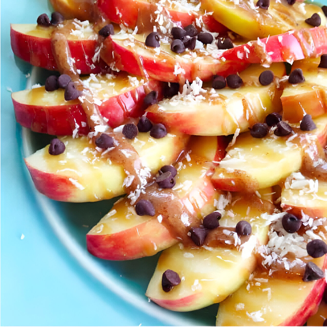 Read more about the article Ensalada de Manzana Gala, Coco y Chocolate, una CombinaciÃ³n Perfecta