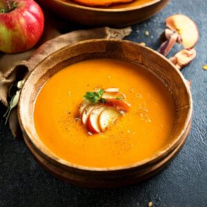 Sopa de Manzana Europeas y Calabaza Asada