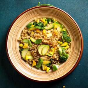 Ensalada de Quinua con Manzana, Aguacate y Choclo