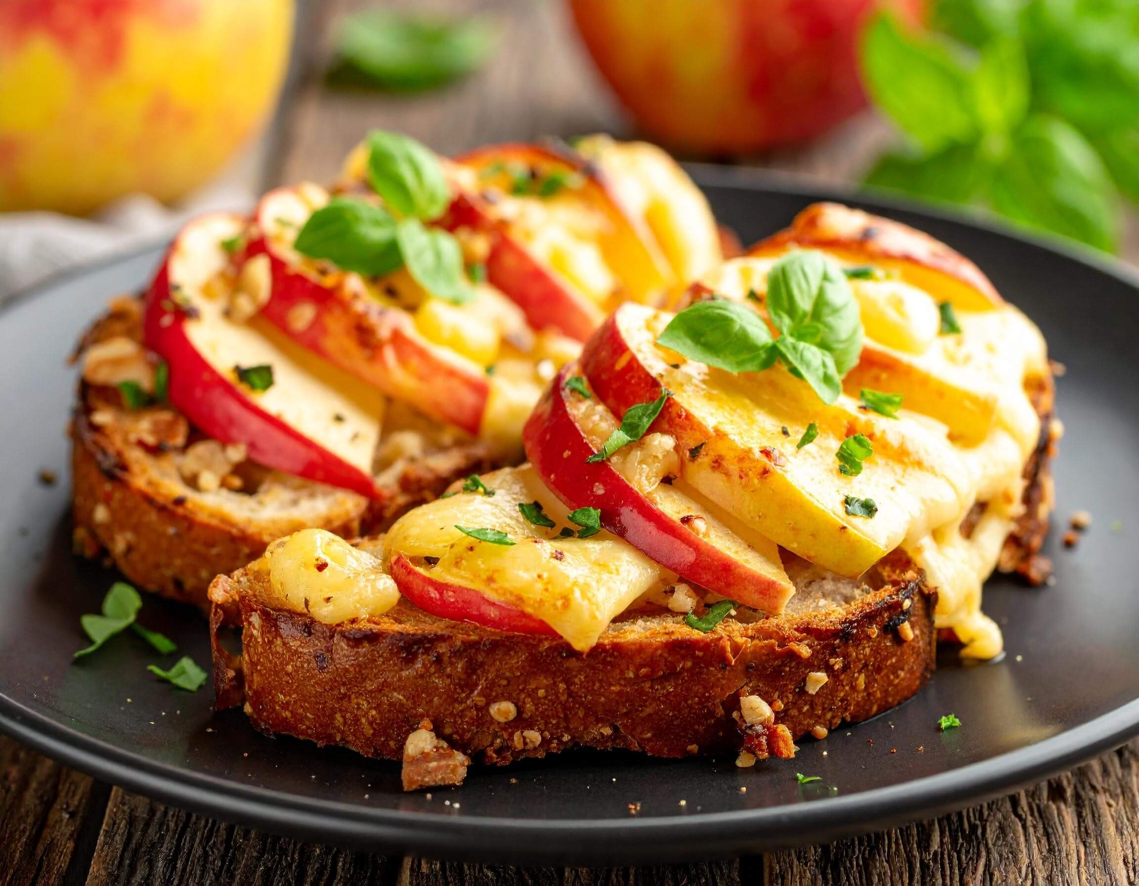 Read more about the article Tostadas de Manzana y Queso